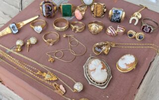 Bijoux cassés, démodés ou incomplets : ont-ils encore de la valeur ?